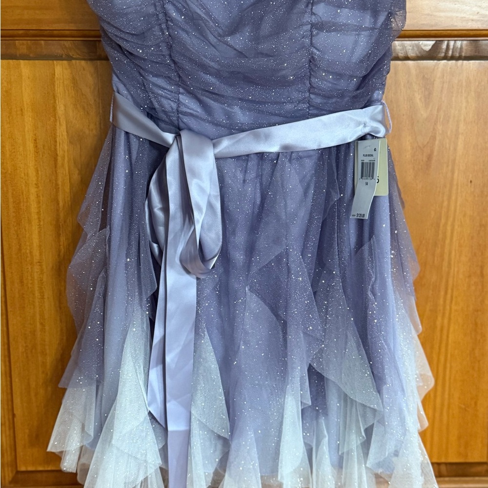 Elegant Strapless Glitter Dress in Silver and Gray